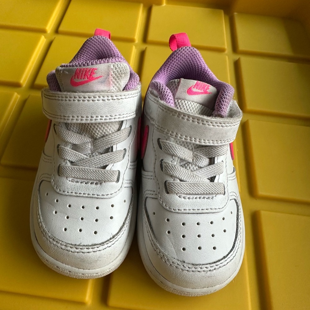 Nike Kids White and Pink Velcro Sneakers
